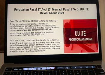 KEPUTUSAN MAHKAMAH KONSTITUSI MUBAZIR