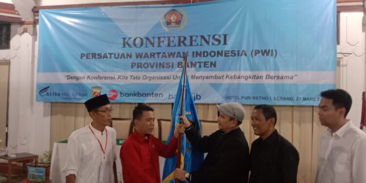 Rian Nopandra Kembali Diamanatkan Pimpin PWI di Tanah Jawara