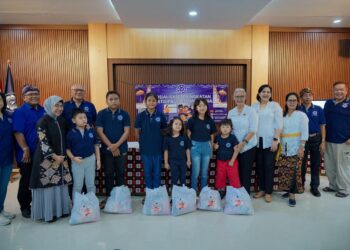 Kemenparekraf-Ikatan PIMTI Perempuan Indonesia Berbagi dengan Anak Yatim-Piatu