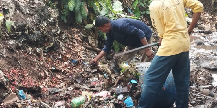 Kampung Saung Bojong Jadi Pelopor: Inisiatif Bersama untuk Sungai Bersih di Kabupaten Serang