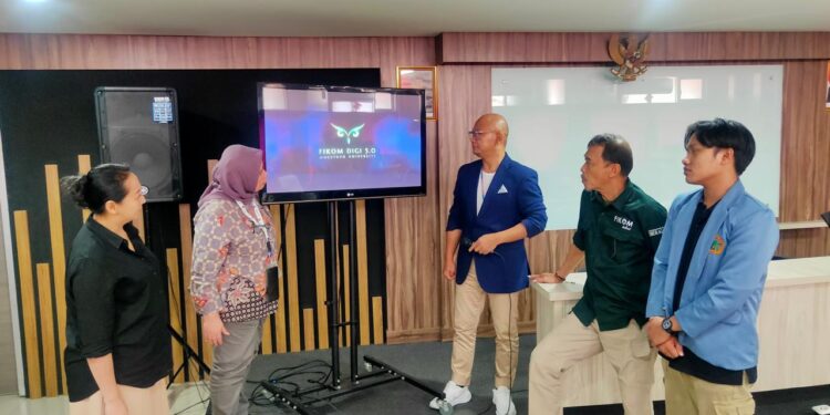 FIKOM DIGI 5.0 Mewujudkan Digital Character Building