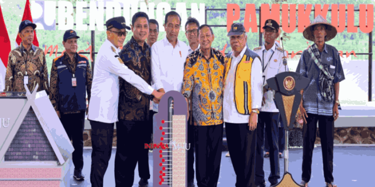 Presiden Jokowi Resmikan Bendungan Pamukkulu, Tingkatkan Ketahanan Air di Sulawesi Selatan