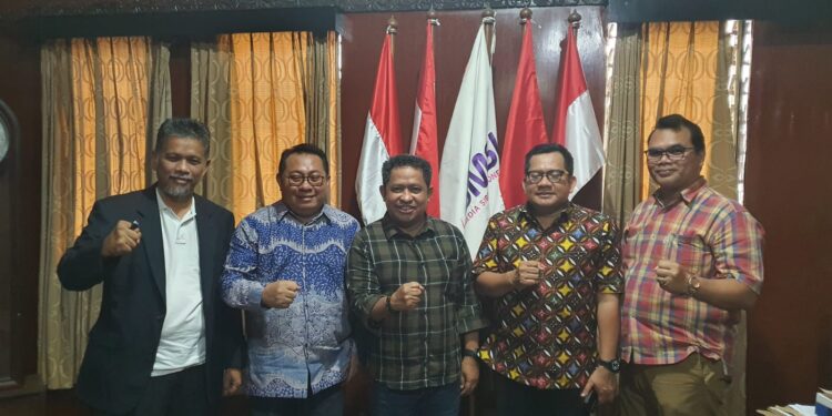 Kolaborasi Media Bangun Kota Ternate, Santrani Abusama Temui Ketum SMSI