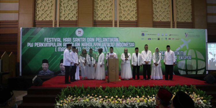 Gus Lutfi dan Nelly Hassan resmi Jadi Ketua dan Sekretaris PERAN UMKM DK Jakarta