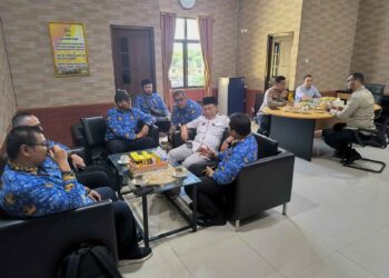 Kompolnas Apresiasi Penghargaan Presiden Kepada Tujuh Satker Polri Dalam Kunjungan Kerja Di Pandeglang.