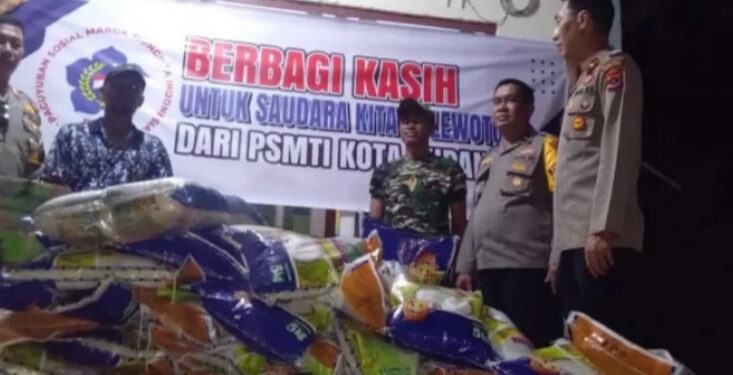 Salurkan Bantuan Sembako,Wujud Peduli PSMTI Kota Kupang Bagi Korban Erupsi Gunung Lewotobi Laki-laki