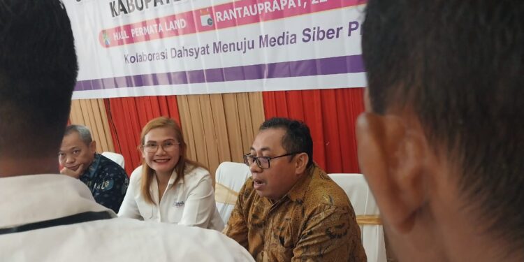 Ketua Umum SMSI Pusat Buka UKW 53 Bersama LUKW UPDM di Labuhanbatu