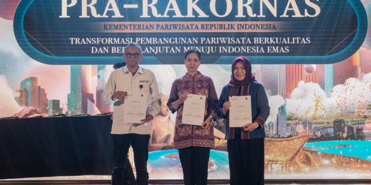 Wamenpar Ajak Wujudkan Hasil Pra-Rakornas Jadi Aksi Nyata Transformasi Pariwisata Berkelanjutan