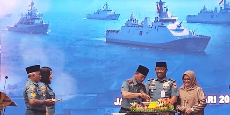 Tasyakuran HUT ke-3 Koarmada RI: Santunan, Penghijauan, dan Apresiasi Prajurit