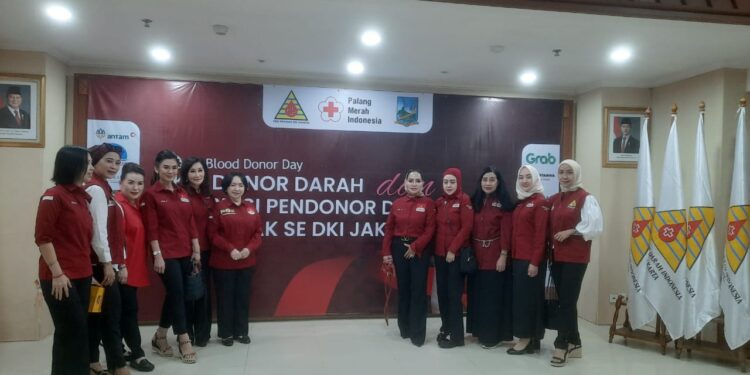 Puncak Acara Peringatan Hari Donor Darah se-Dunia: PDDI-PMI-Pemerintah Daerah Selenggarakan Donor Darah Sukarela se-Indonesia