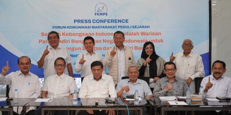 Waspadai Distorsi Sejarah Baru