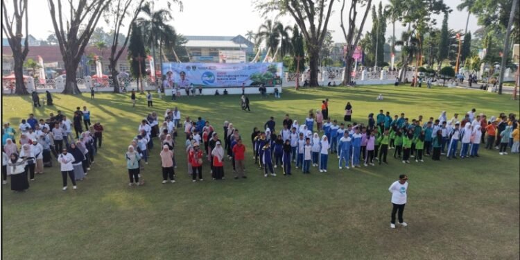 Pemprov Sumbar Gelar Apel HLH 2026, Launching E-Book Pengolahan Sampah