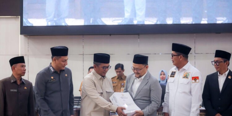 APBD Banten 2025 Optimal, Gubernur Andra Soni Sampaikan Pertanggungjawaban