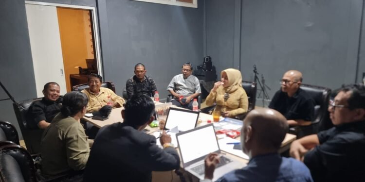 Dua Dekade Mandek, Dr. Agus Syabarrudin Gandeng SMSI Dukung PFII dan BPD Demi Akses Likuiditas Global