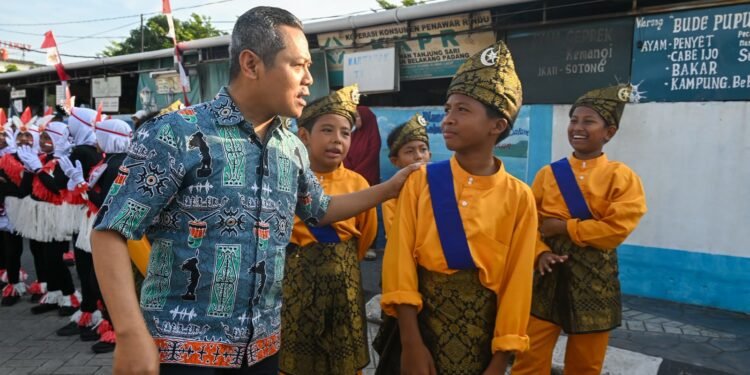 Pulau Penawar Rindu Jadi Pesan Wamendikdasmen Fajar untuk Terus Belajar dan Berprestasi