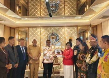 MRP Resmi Serahkan Keputusan Persetujuan DOB Provinsi Papua Utara ke DPR RI